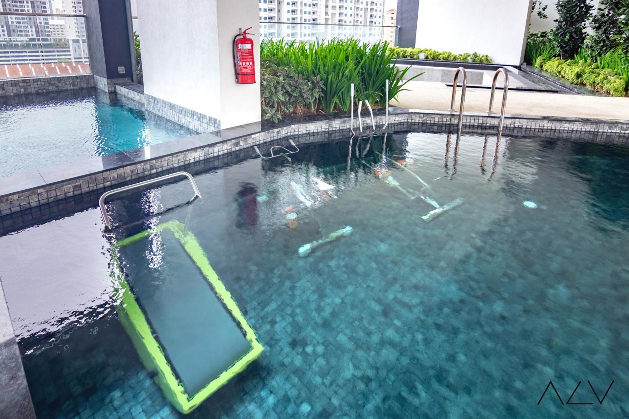 Urban Suites, Spectre Collection By Stellar Alv Jelutong Exterior foto
